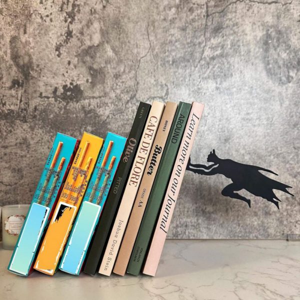 Superman superwoman batman unique bookends - Image 3